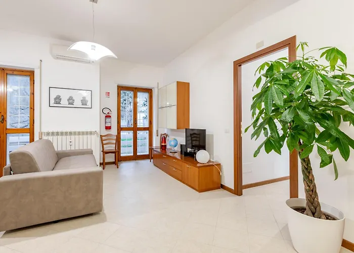 Six Comfort House - Style And Comfort